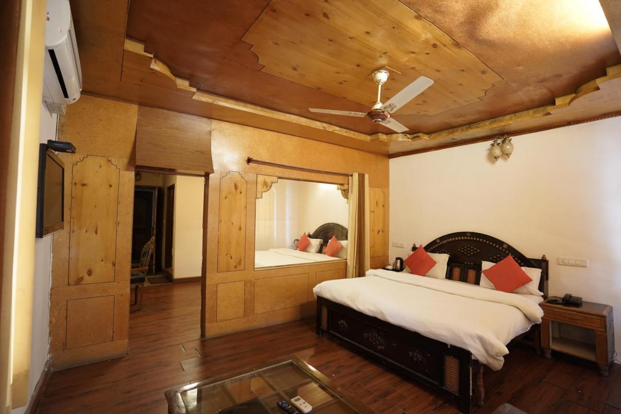 Royal Palace Resort Bhagsunag Dharamshala Exteriör bild